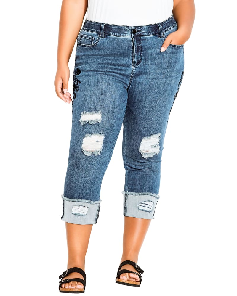 Plus size model wearing  by Avenue | Dia&Co | dia_product_style_image_id:188343